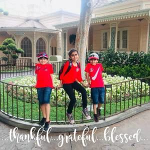 Meet your Posher, Adeela